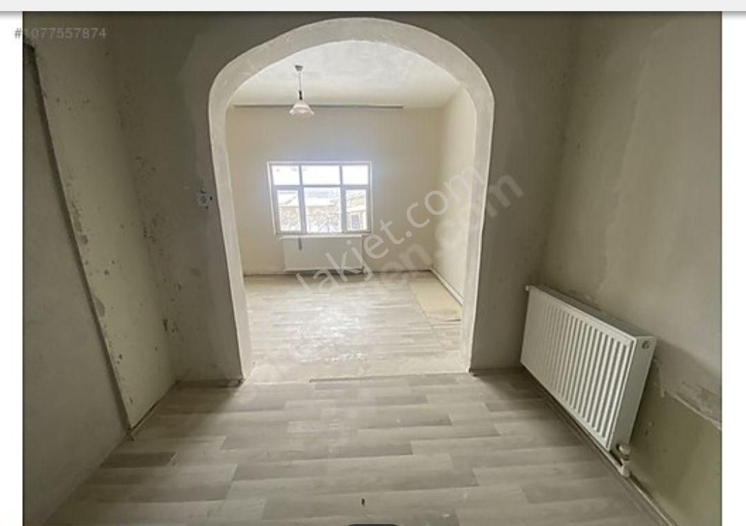 Selçuklu Emlak İnşaattan Sarayönü İnli Mahalle Müstakil Satılık Bahceli Ev - Görsel 3