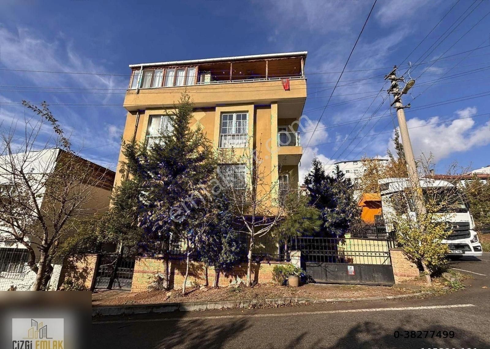 Gebze Mimar Sinan Satılık Daire Mimar Sinan'da Satılık Villa Tadında 5+1 Ters Dublex Daire