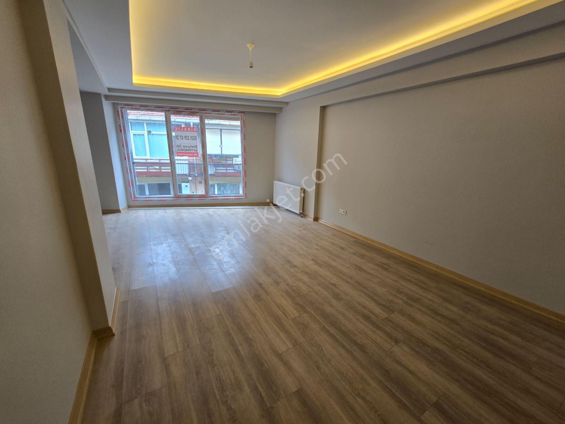 Üsküdar Salacak Kiralık Daire Deluxe 26 'dan Sıfır Binada Asansörlü Çift Cephe 2+1 80 M2 Daire