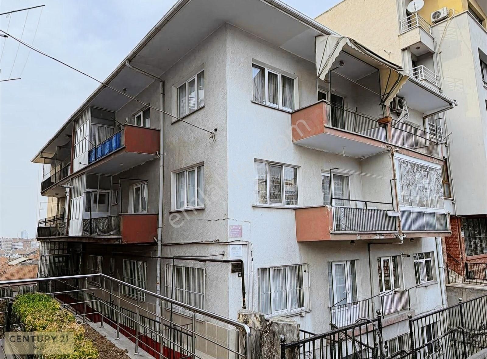 Çankaya Doğuş Satılık Daire Bağlar Caddesi Üzerinde Yatırımlık Fırsat Daire