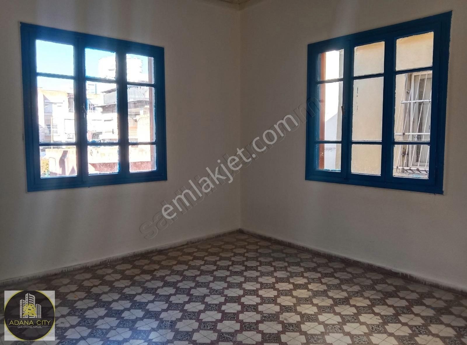 Seyhan Sümer Kiralık Müstakil Ev Baraj Yolu Civari Cazip 2. Kat Kiralik 2+1