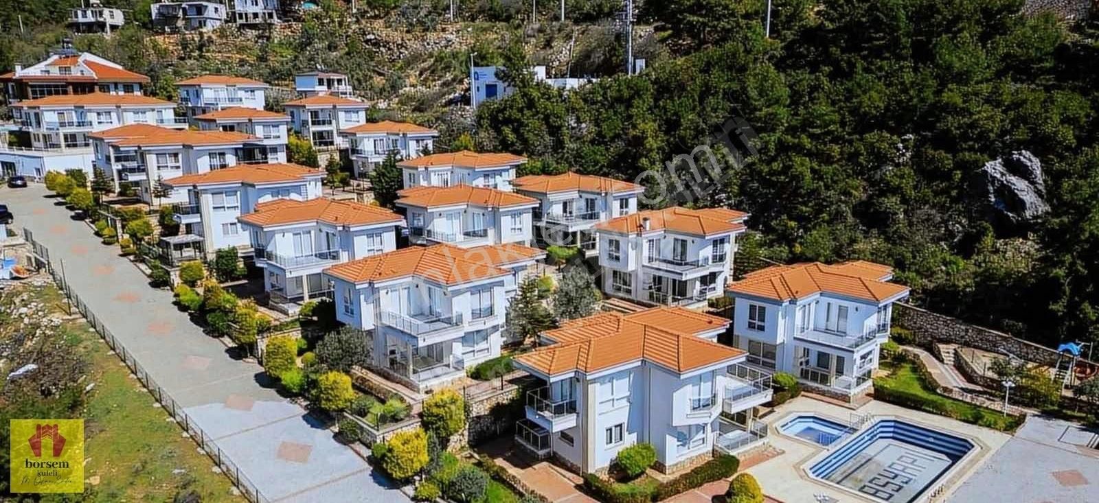 Alanya Bektaş Satılık Villa Alanya Bektaş Mahallesinde Satılık Site İçinde Full Yapılı Villa