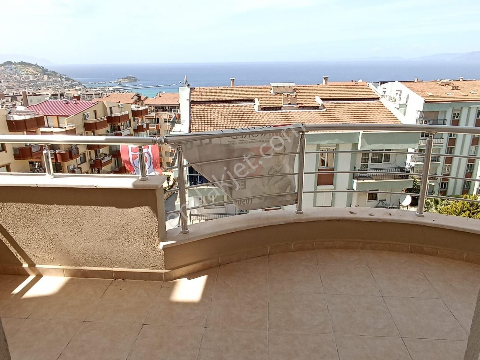 Kuşadası Ege Mah 3+1 Çatı Dubleks Daire - Görsel 24