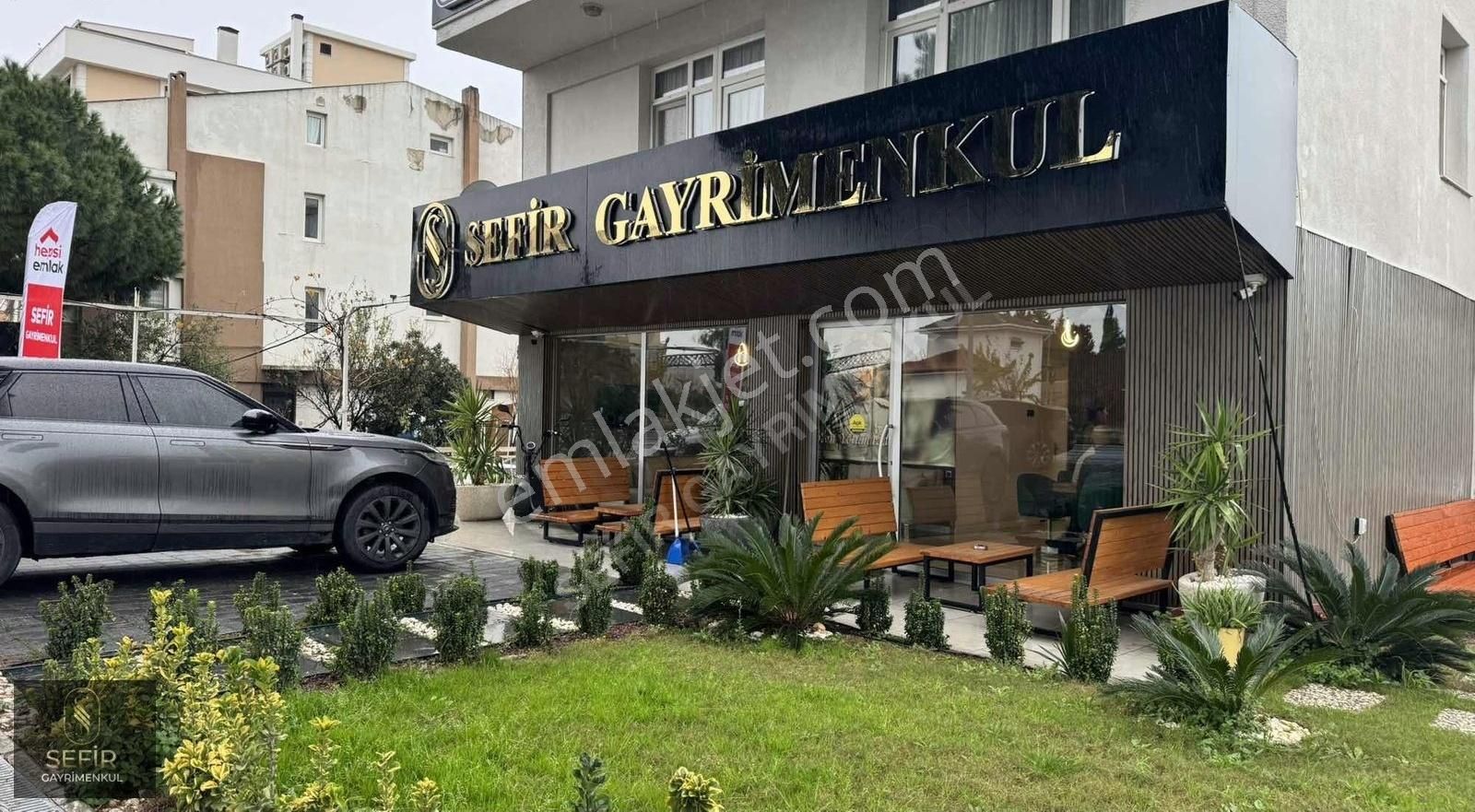 Seferihisar Ulamış Satılık Zeytinlik Senelik 16 Ton Yağ Rekoltesi Olan Emsalsiz Deniz Man.zeytinlik