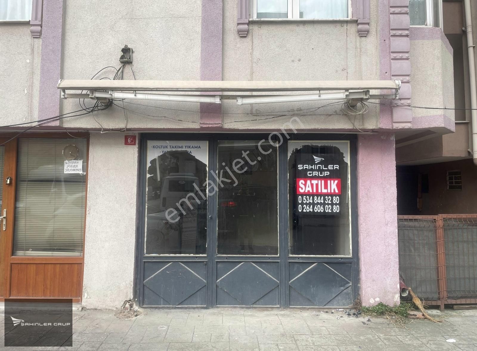 Adapazarı Tığcılar Satılık Dükkan & Mağaza Kız Meslek Lisesi Yakını Anayola Cephe 15 M² Satılık Dükkan