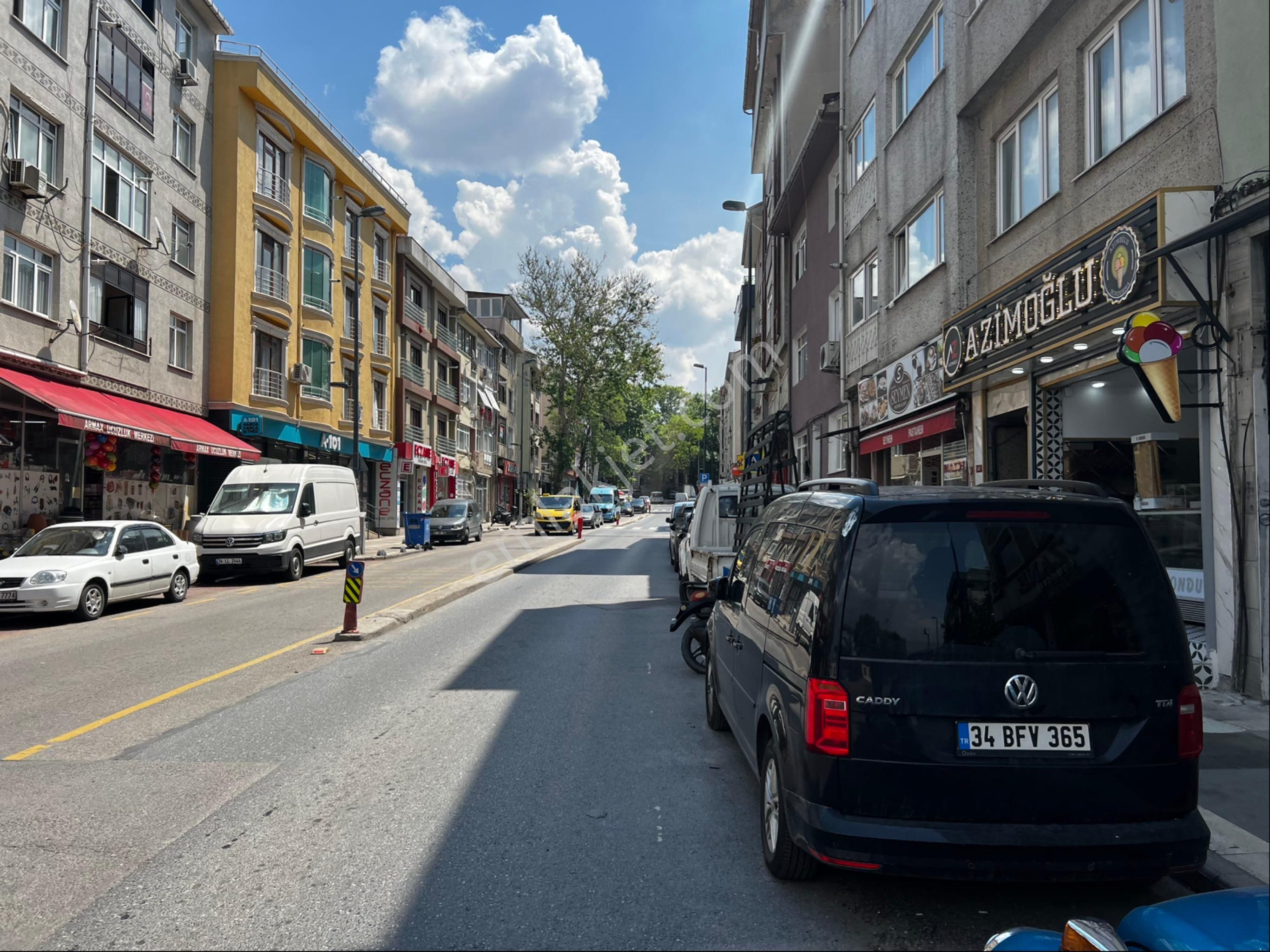 Gazi Caddesi Üzerinde Çevik Kuvvet Karşısı Kurumsal Kiracılı Satılık Dükkan