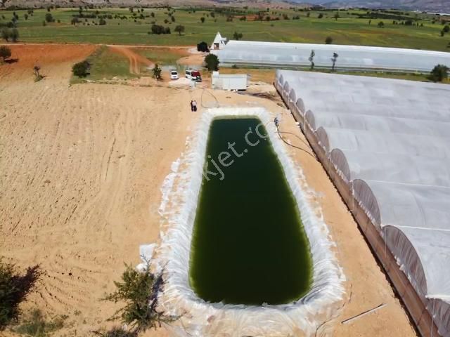 Antalya Elmalı Küçüksöğle Mah'de Elektriği, Sondajı Ve Yolu Bulunan 24.000m2 Satılık Kapalı Sera - Görsel 5