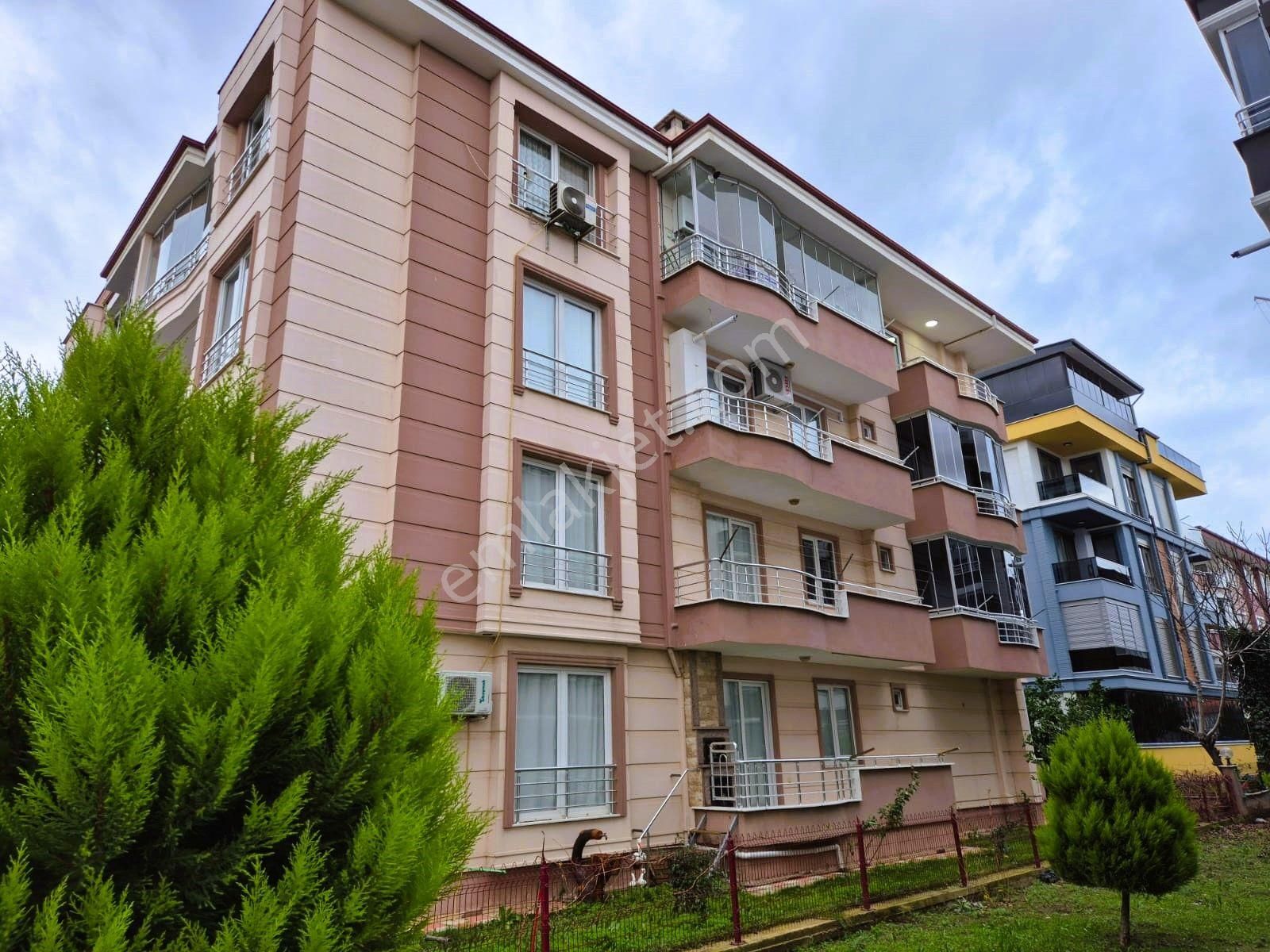 Edremit Altınkum Satılık Daire 🏡🏡alçınar Emlaktan Geniş Mutfak Balkonlu Ebeveyn Banyolu 2+1🏡🏡