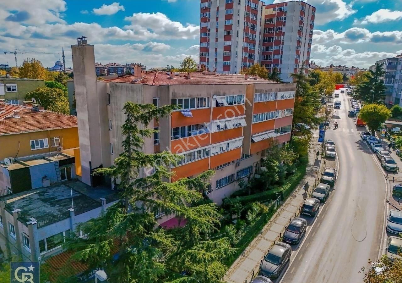 Beşiktaş Akat Kiralık Daire Akatlar Zeytinoğlu Caddesi Bahar Sitesinde 3+1 Kiralık Daire