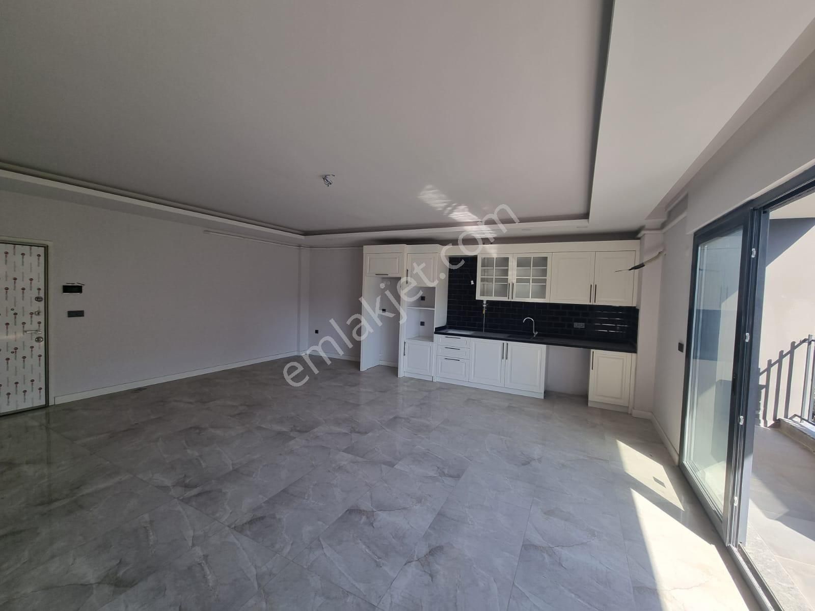 Kuşadası Merkezde Residans Havuzlu Sitede Arakat Geniş 2+1 110m2 Doğalgazlı Lux Daire - Görsel 21