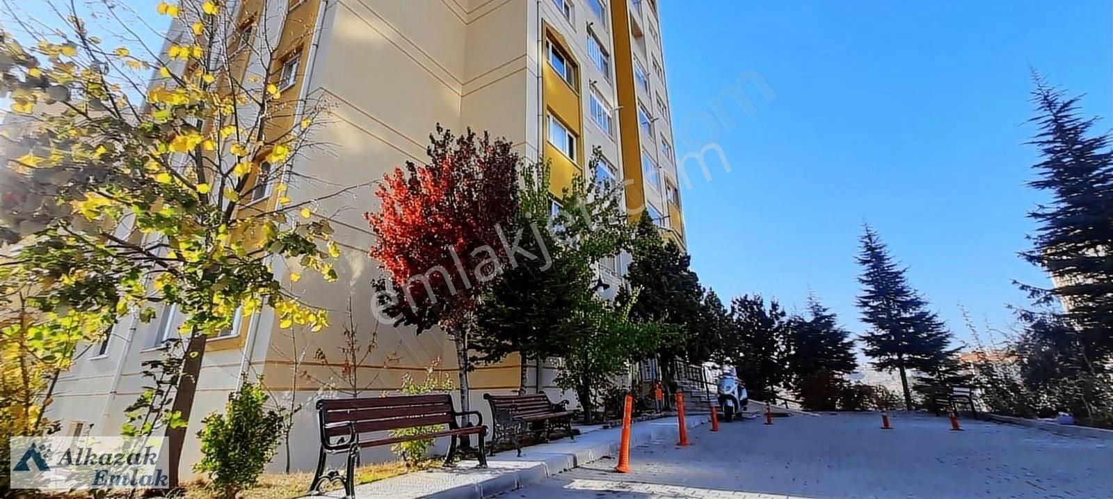 Etimesgut Turkuaz Kiralık Daire Toki Turkuazda Merkezi Konum Çarşı Yanı Kiralık 2+1