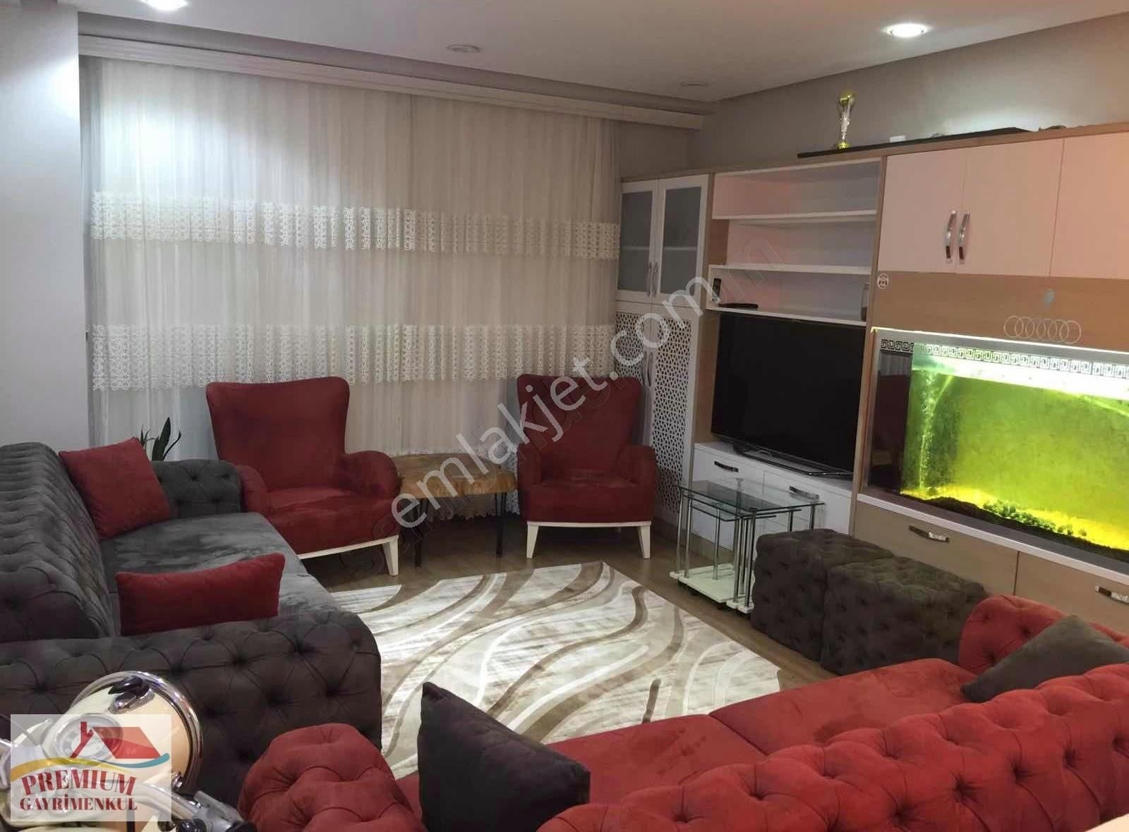 Başakşehir Kayabaşı Kiralık Daire Emlak Konut B.evleri-1'de Kiralık Full Eşyalı 3oda 1salon Daire