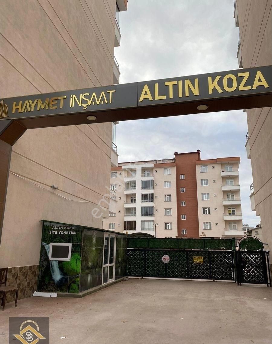 Karatay Hamzaoğlu Kiralık Daire Hamzaoğlu Mahallesinde Kiralık Altunkoza Sitesinde Memura 3+1 Daire