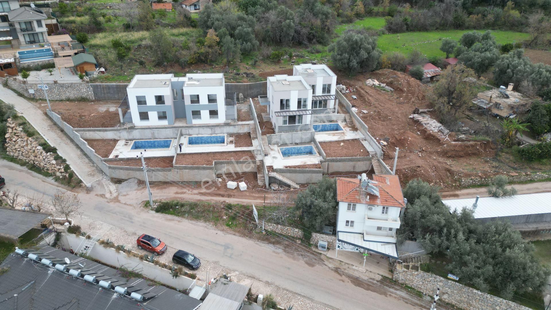 Fethiye Faralya Satılık Villa Faralya 900 M2 Arsa İçinde 2 Tane 3+1 İmarlı İkiz Villa