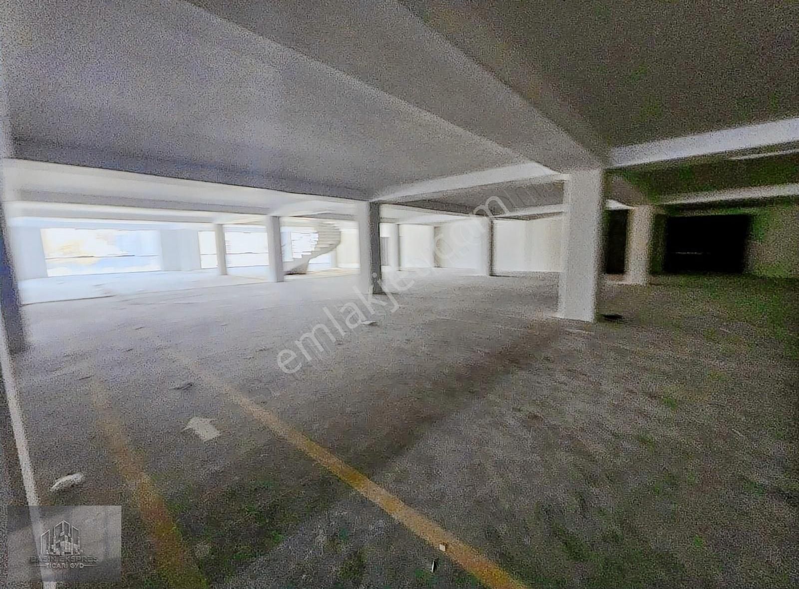 Sulyapıdan 3300 M2 3 Kat Depolama İmalata Uygun İş Yeri - Görsel 9