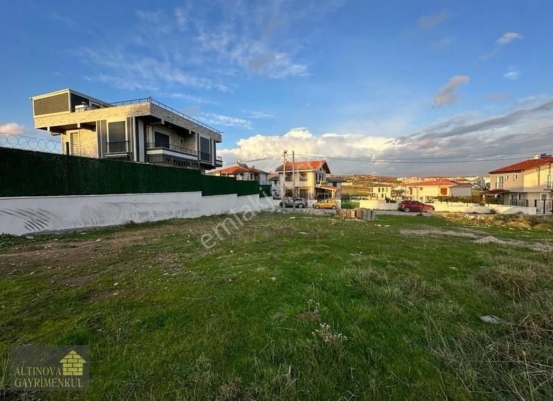 Ayvalık Sakarya Satılık Villa İmarlı Küçükköy Merkezde Mükemmel Konumda Arsa