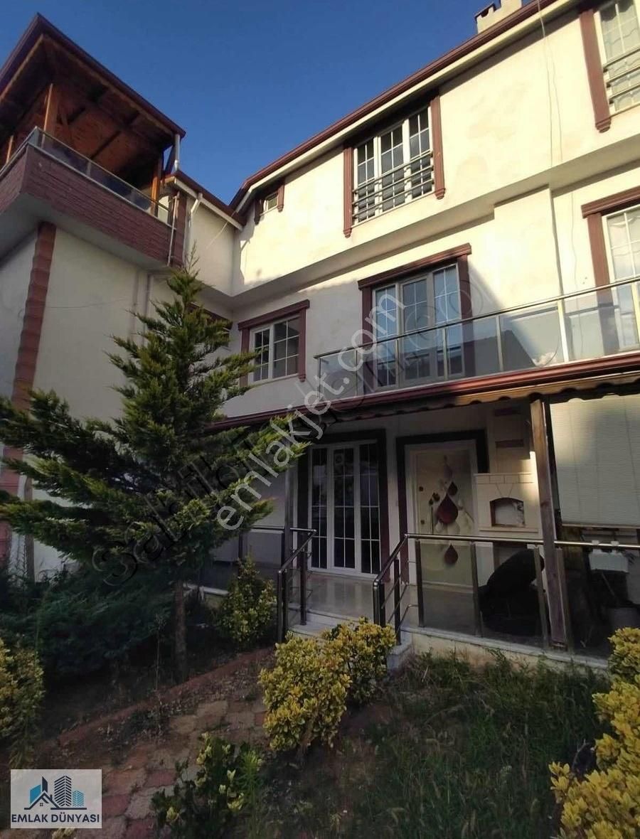 Kocaali Yayla Satılık Villa Kocaali'de Deniz Manzaralı 5+2 Triplex Villa