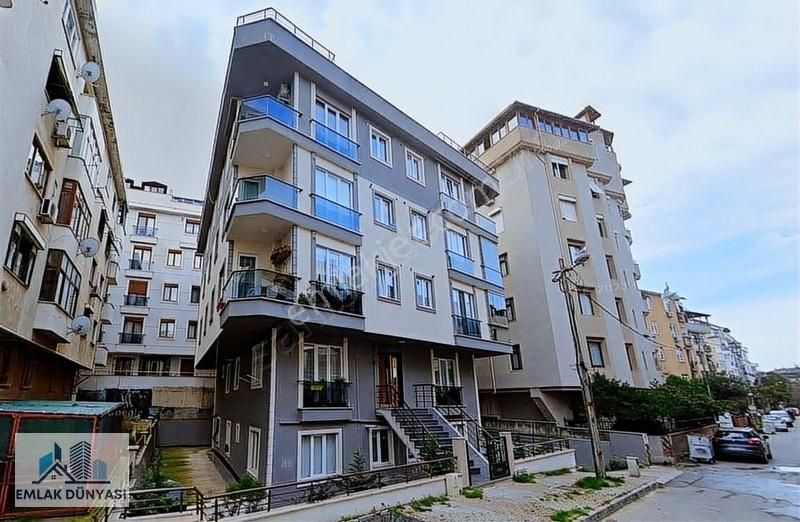 Maltepe İdealtepe Satılık Daire Emlak Dünyası Satılık 2+1 3 Yıllık Bina Merkezi Lokasyonda Daire