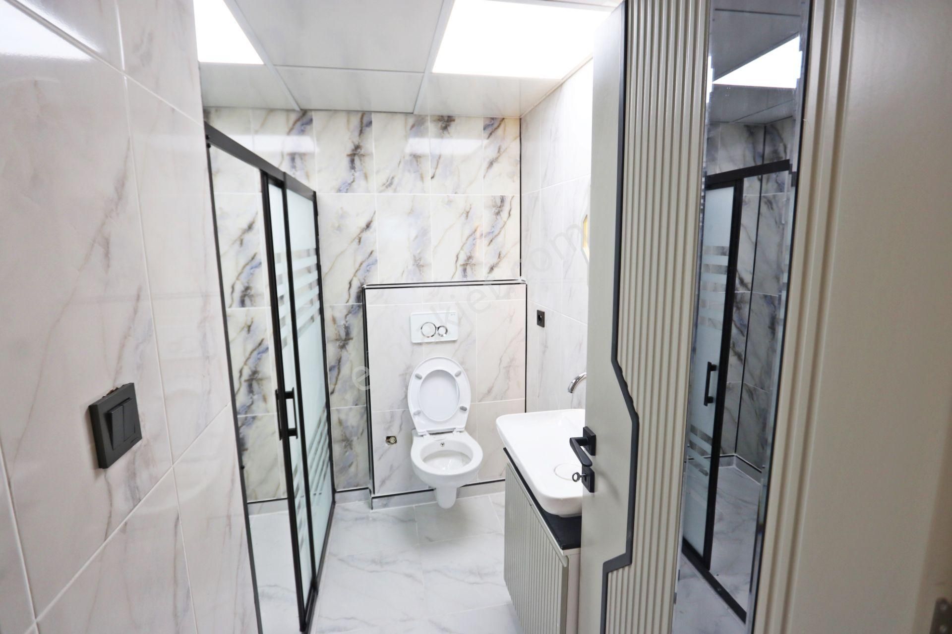 Alpaslan 1.bölgede Yerden Isıtmalı Ebeveyn Banyolu Sıfır 3+1 Daire - Görsel 21