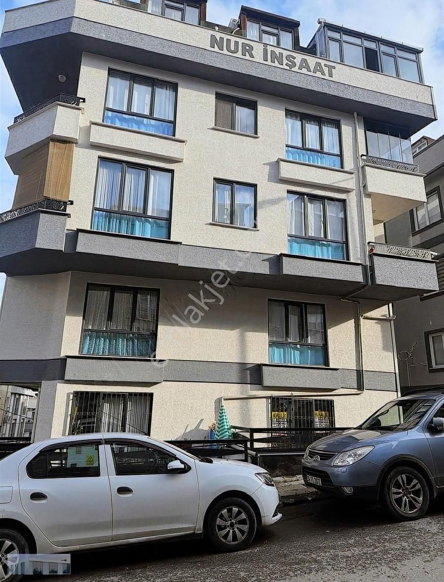 Çekmeköy Merkez Kiralık Daire Dnc Gayrimenkulden Merkez Mahallesinde 2+1 Kiralık Daire