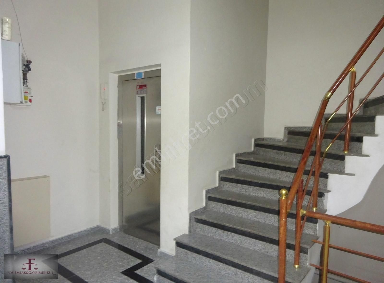 B.evler Yenibosna Çobançeşme Mah Satılık Otoparklı 3+1 Daire - Görsel 21