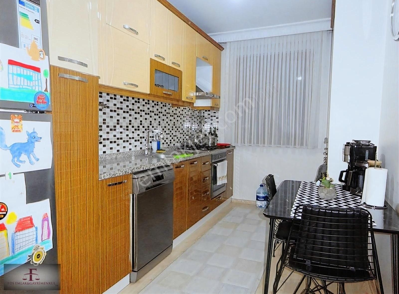 B.evler Yenibosna Çobançeşme Mah Satılık Otoparklı 3+1 Daire - Görsel 16