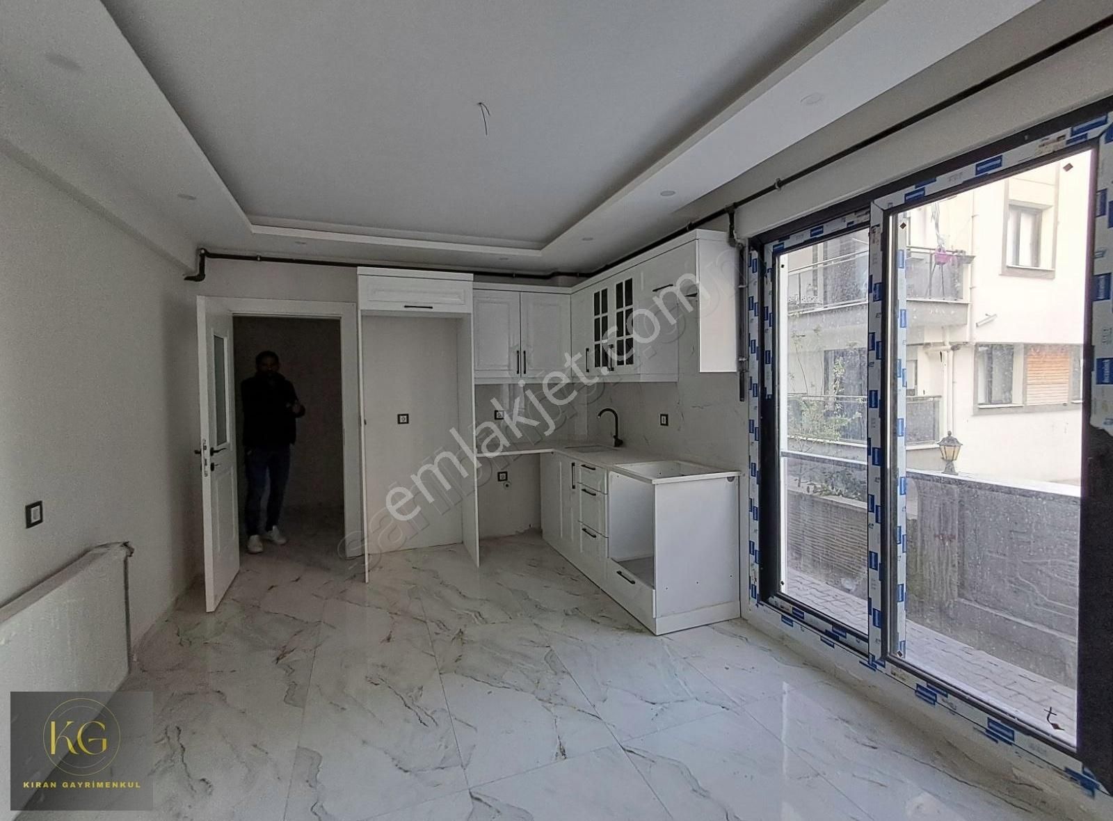 Yunusemre Muradiye Kiralık Daire Muradıyede 2+1 Sıfır Daire Kiralık