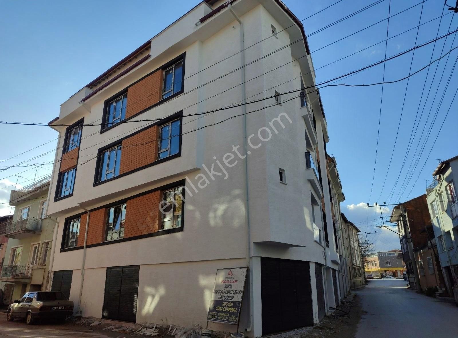 Asel'den Balkonlu 1+1 Geniş(65 M2) Arakat Asansör+garaj - Görsel 7