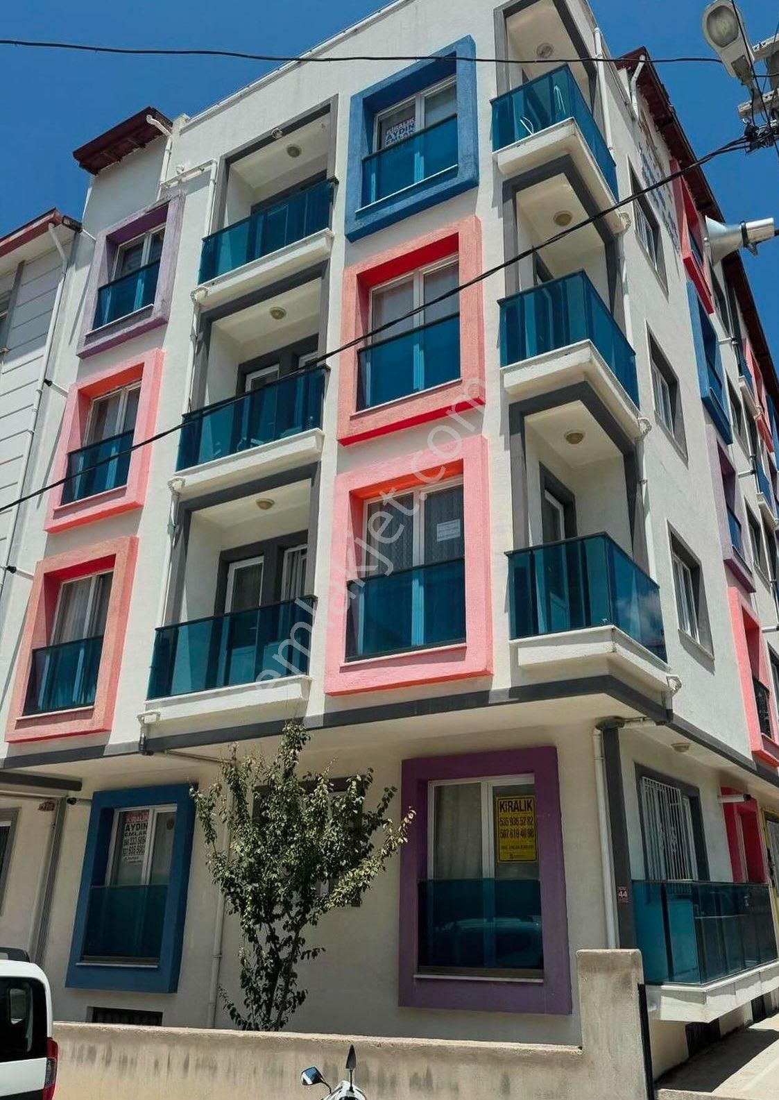 Burdur Merkez Bahçelievler Kiralık Daire İnal Emlak’tan Emekte Kiralık 2+1 Ful Eşyalı Daire