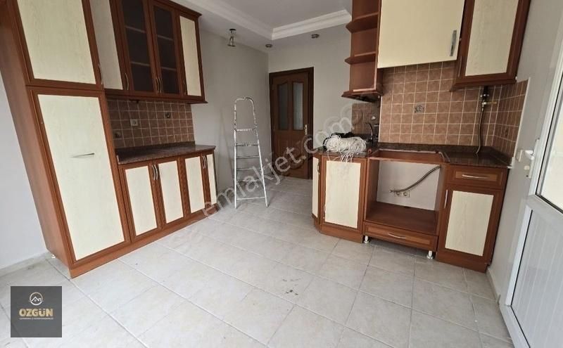 Çukurova Toros Kiralık Daire Ebru Elbaydan Hasarsız Kiralık D Gazlı Her Kat Tek Daire 3+1