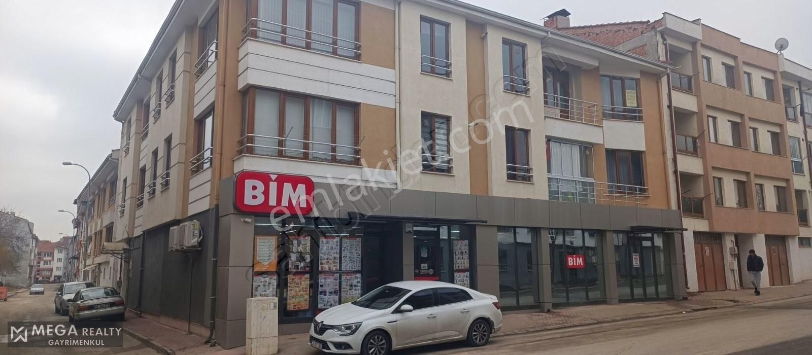 Odunpazarı Büyükdere Satılık Daire Mega Realty'den Kaplanlı Cd. Üzerinde Satılık Daire