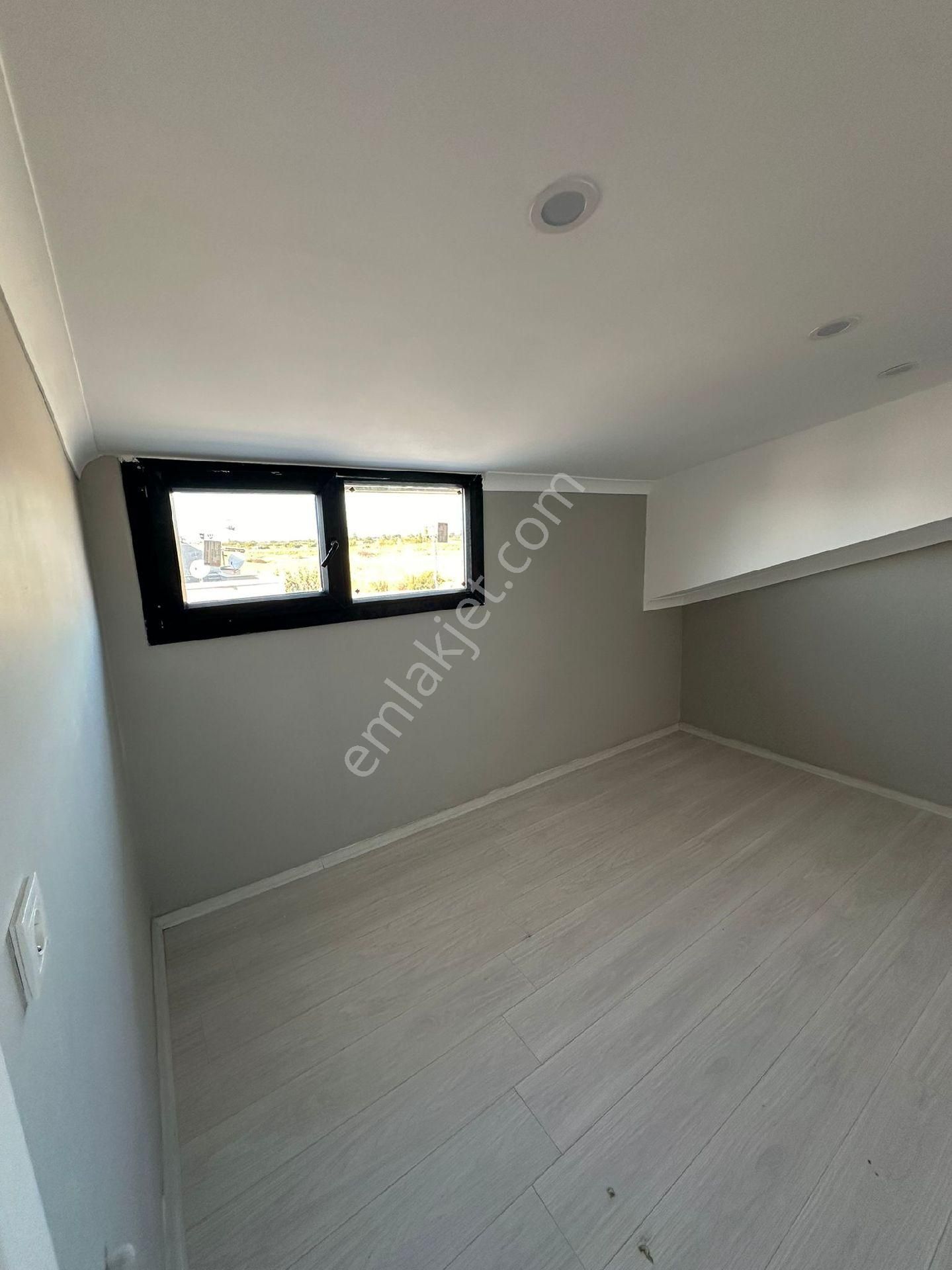 Dikili Ümmetoğlu'ndan 4+1 Ultra Lüks 2 Adet İkiz Nizam Ferah Bahçeli Villa - Görsel 15