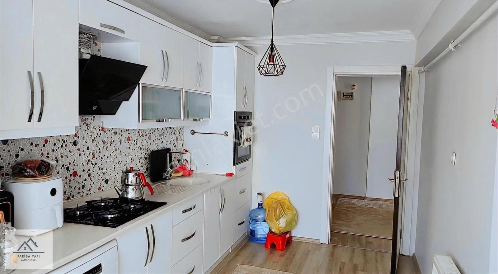 Buca Yıldız Satılık Daire Site İçerisinde Arakat Tertemiz Geniş 3+1 Daire