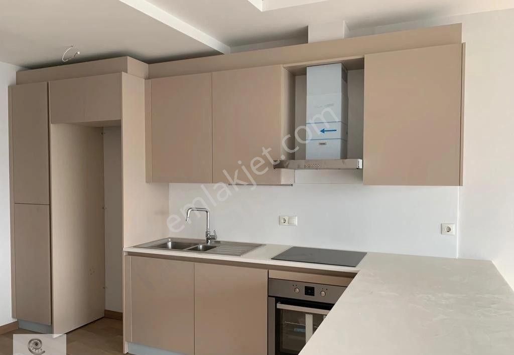 Sarıyer Maslak Satılık Residence Maslak 1453 Da Satılık 1+1 Daıre فروشی مناسب کارت شهروندی