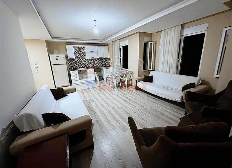 Alanya Okurcalar Satılık Daire Antalya Alanya Okurcalar'da 1+1 Daıre Havuzlu Güvenlıklı Sıte