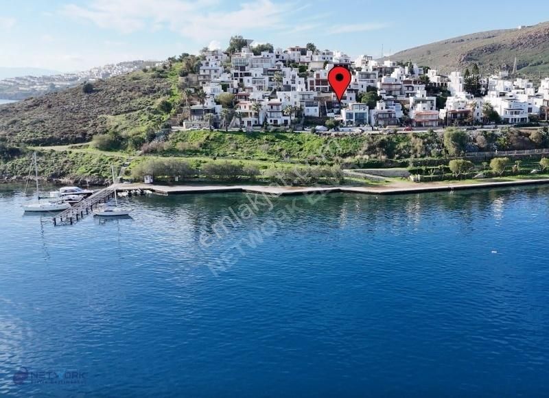 Bodrum İslamhaneleri Satılık Villa Bankev Sitesi'nin Gözde Bölgesinde Denize Sıfır Emsalsiz Villa