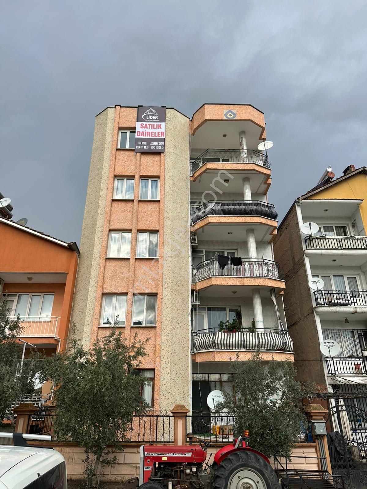 Alaşehir Menderes Satılık Daire 🏠lider Emlak Gayrimenkul' Den Menderes Mah. De 3+1 Kapalı Mutfak Satılık Daire🏠