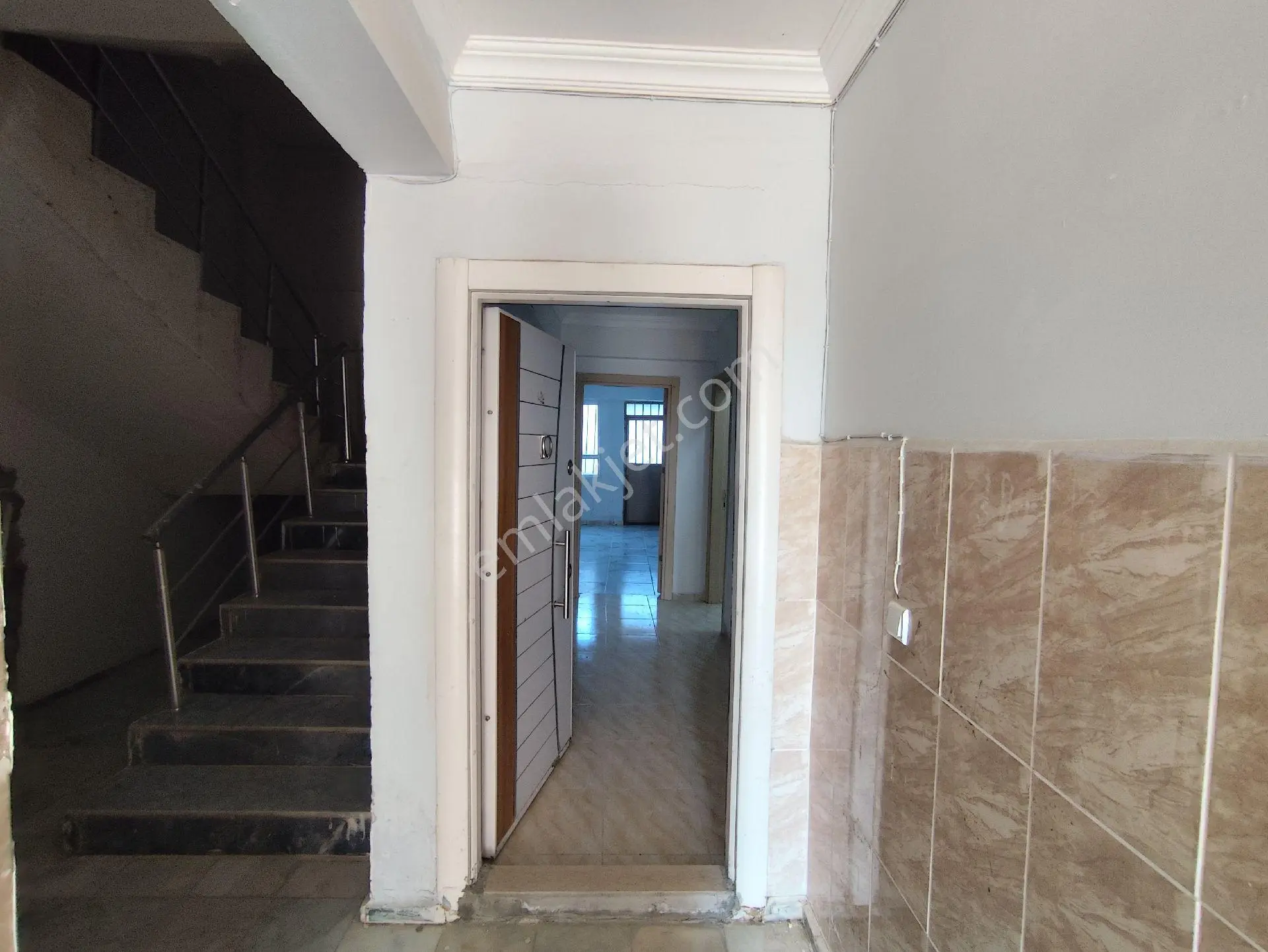 Kuruluş Gayrimenkulden Devteysti Millet Bahçesi Arkası Satılık 2+1 Giriş Kat - Görsel 5