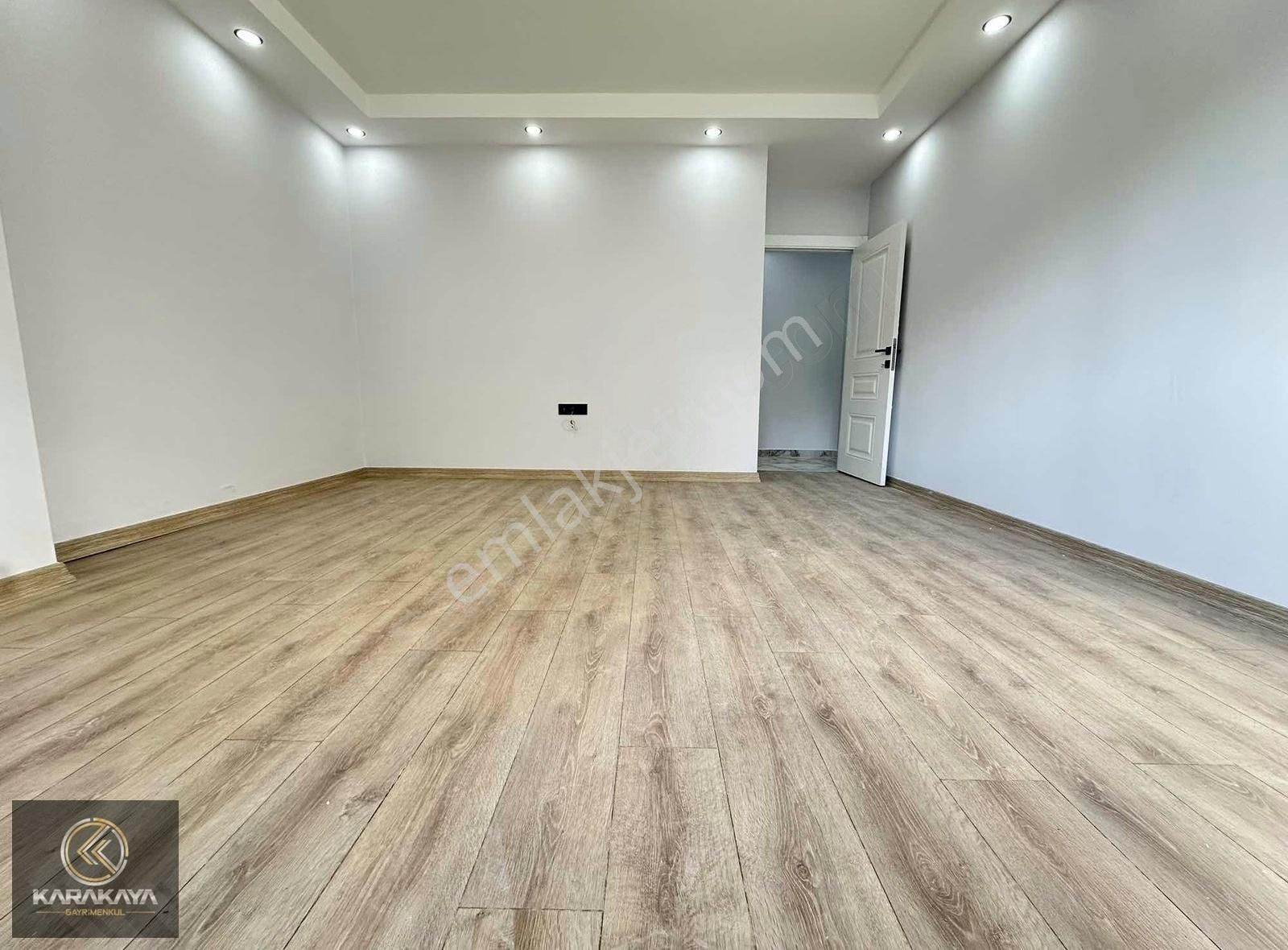 Darıca Bağlarbaşı Satılık Daire Bağlarbaşı Mah Satılık 2+1 90m² Bahçe Katı Bahçe Kullanımlı