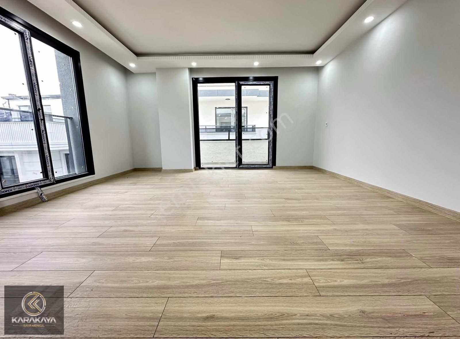 Darıca Bayramoğlu Satılık Daire Bayramoğlu Mah Satılık 4+1 235m² Lüks Asansörlü Dubleks Daire