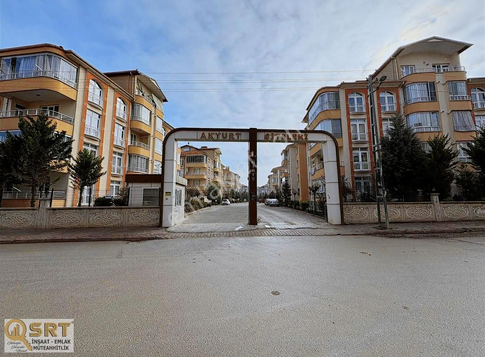 Karatay Karakulak Satılık Daire Site İçerisinde Geniş Bakımlı 3+1 Yüksek Giriş Daire