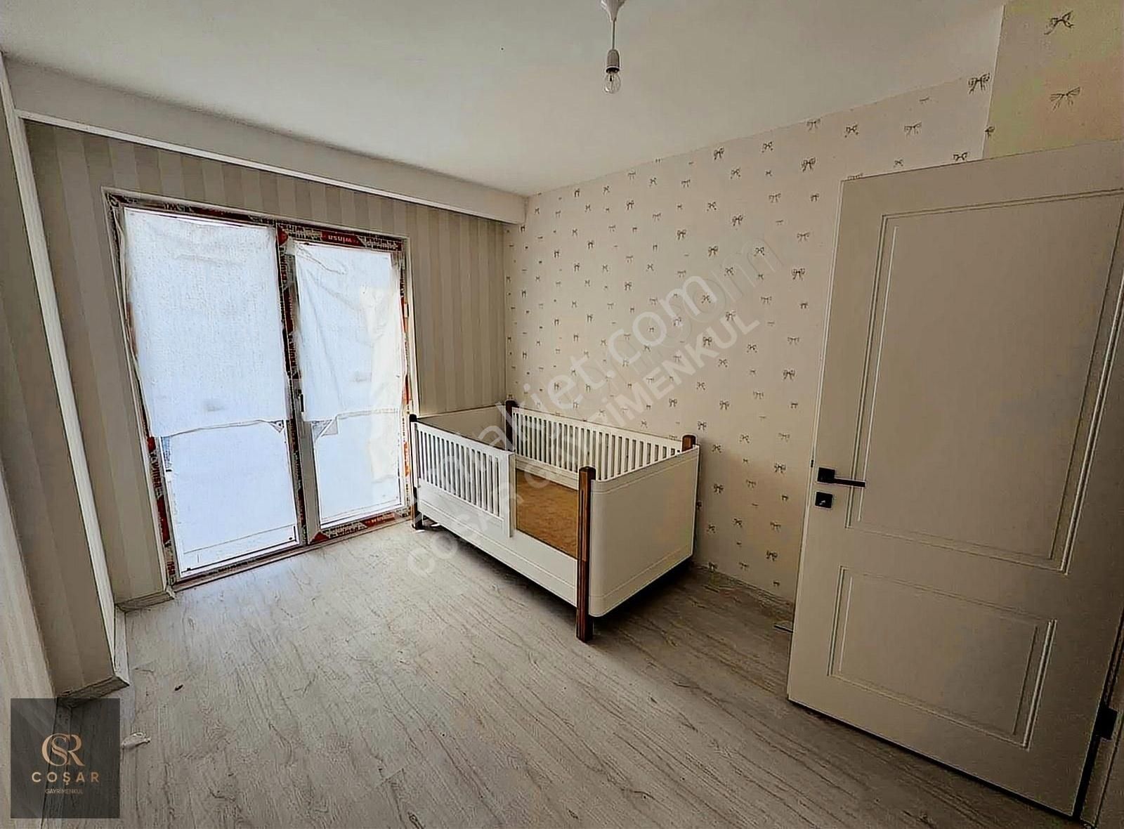 Aksaray Merkez Laleli Satılık Daire -coşar Gayrimenkul-laleli En Mesken Sitesi G-b Parka Cephe 3+1