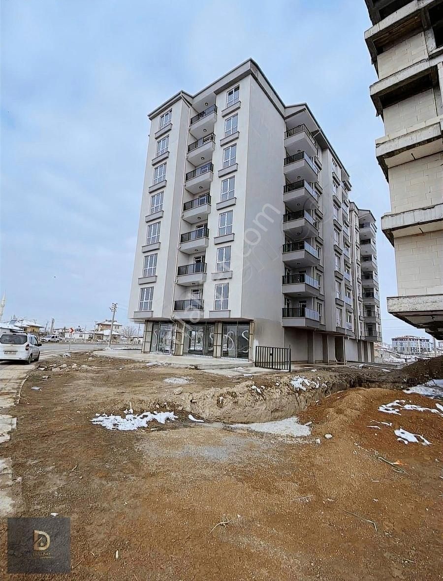 Aksaray Merkez Sanayi Satılık Daire Eğitim Araştırma Hastanesi Civarı Satılık Daireler 3+1 165 M2