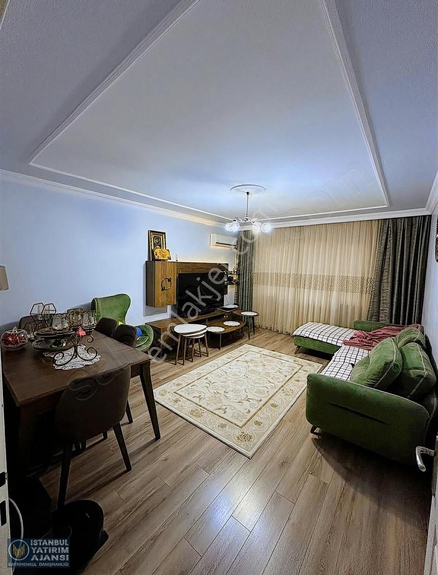 Başakşehir Başak Satılık Daire Başakşehir İstinye Sitesi Ara Kat'ta Tadilatlı 3+1 Satılık Daire