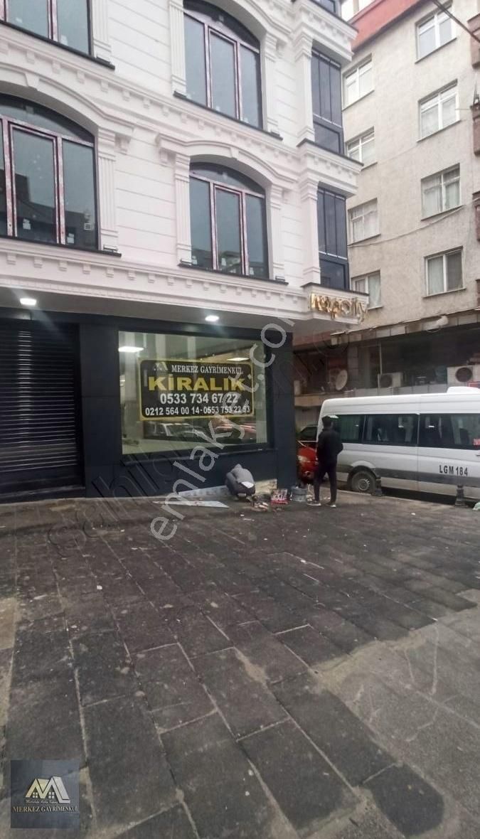 Gaziosmanpaşa Merkez Kiralık Dükkan & Mağaza Merkez Gayrimenkulden Sıfır 240m2 Kiralık Dükkan