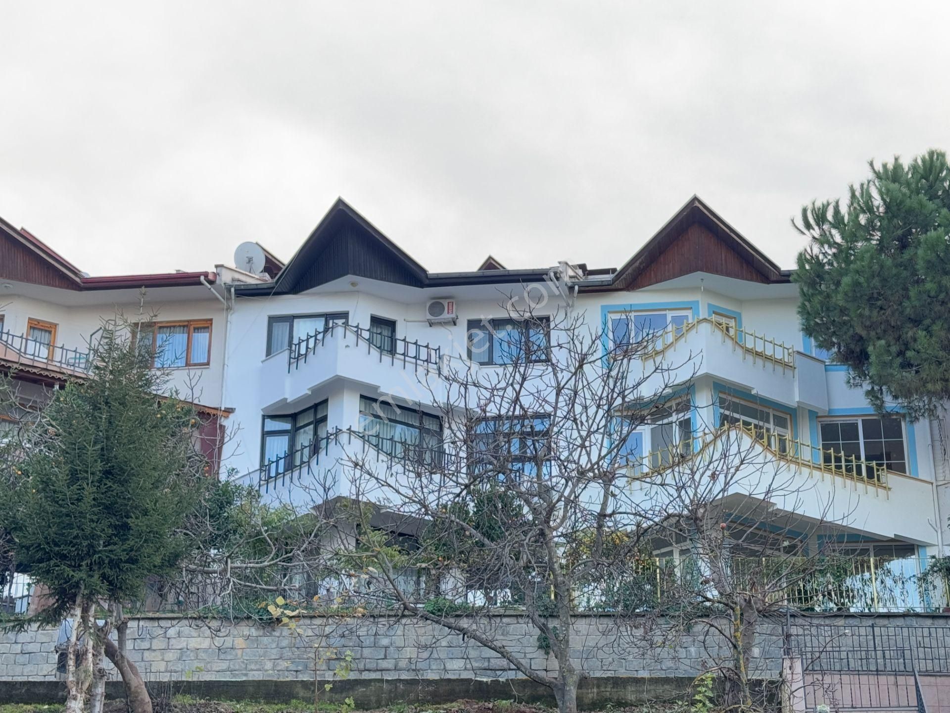 Ortahisar Soğuksu Satılık Villa Trabzon Soğuksu Evim Sitesi Deniz Manzaralı Satılık Eşyalı Villa