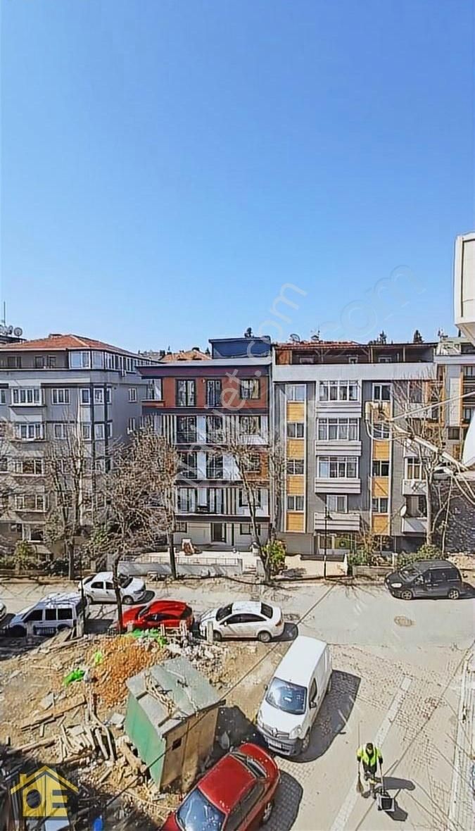 Avcılar Ambarlı Kiralık Daire Ozan'dan Belediye Yakını Ara Kat 2+1 Ön Cephe Daire