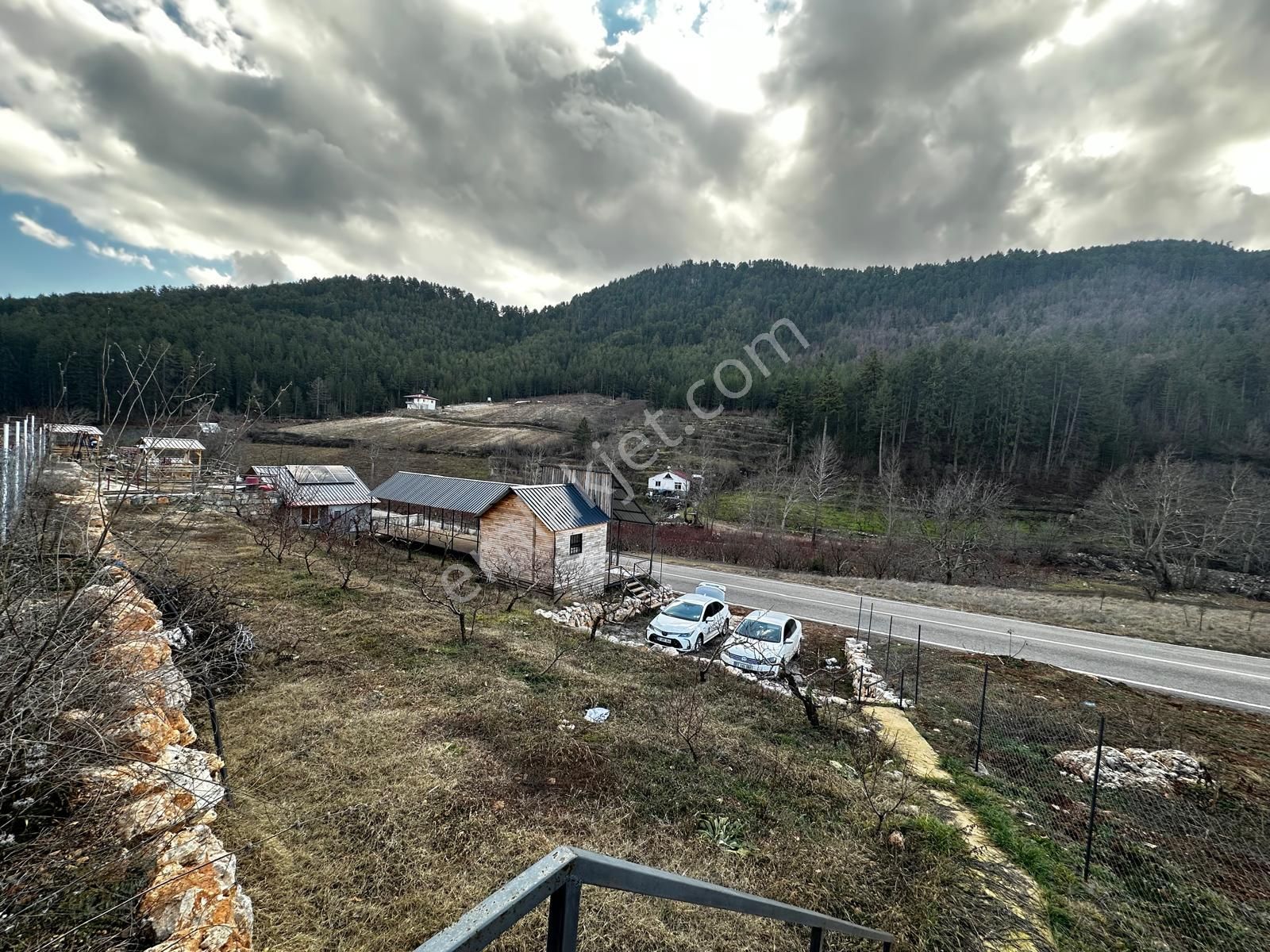 Arve'den Doğanın Kalbinde Muhteşem 4 Bungalovlu Arsa - Görsel 24