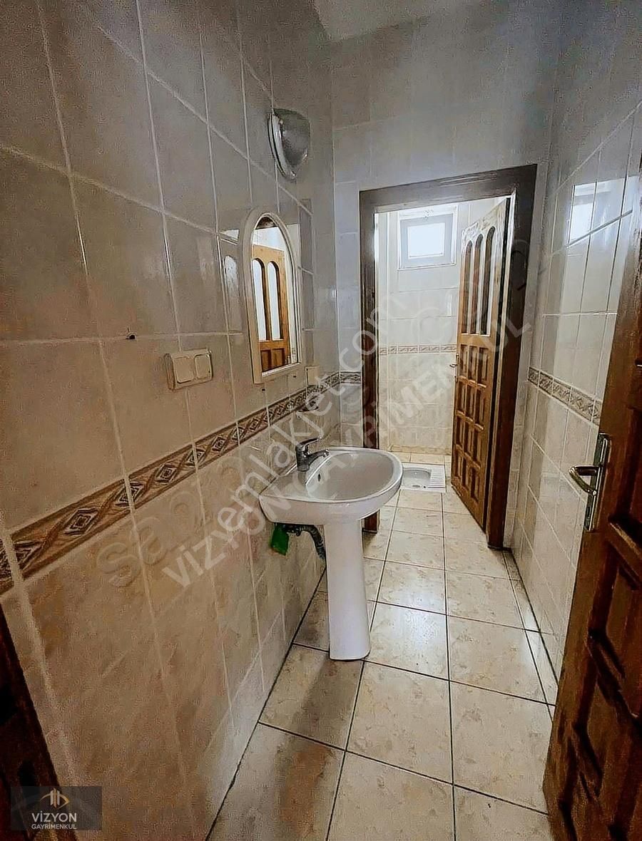 Manavgat Bahçelievler Kiralık Daire Bahçelevler Mah.merkezi Konumda 3+1 Daire