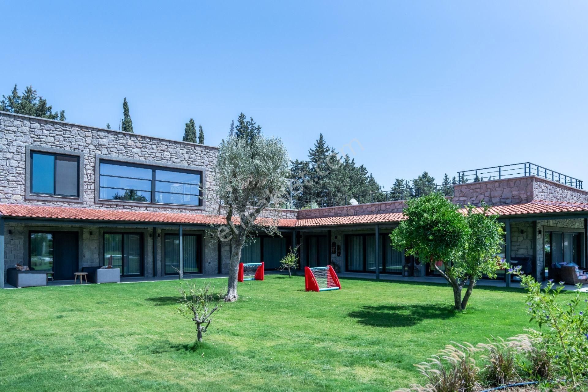 Bodrum Ortakent 7+3 Eşyalı Kiralık Malikane